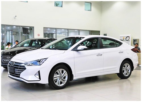 Mua xe Nhật Toyota Vios GR-S hay xe Hàn Hyundai Elantra 1.6 AT?