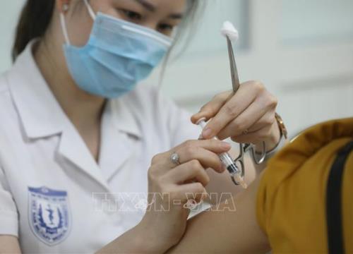 Quỹ vaccine phòng COVID-19 nhận được 8.041 tỷ đồng