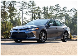 Top 10 xe Toyota tốt nhất năm 2021: Camry đầu bảng