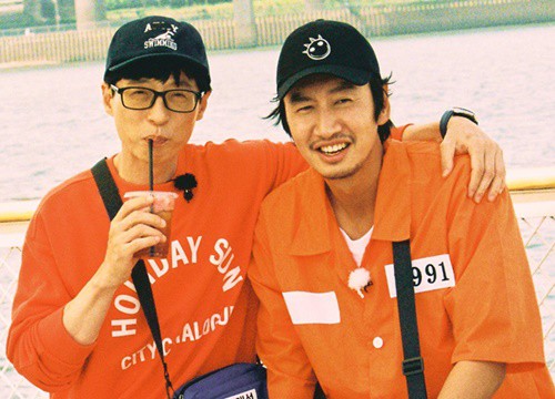 Yoo Jae Suk tiết lộ Running Man suýt bị "khai tử" sau 1 năm, vẫn cố gắng lấp đầy chỗ trống Kwang Soo