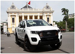 Ford Ranger Mở lối đi riêng