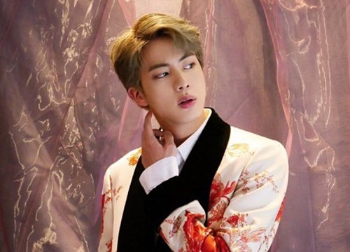 Jin được ví như trái tim âm nhạc của BTS