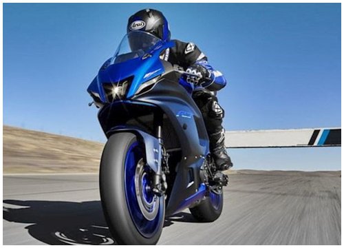 Lộ Yamaha R15 2021 trên phố: Sportbike phổ thông ngày càng đẹp, thiết kế hứa hẹn lai đàn anh R7