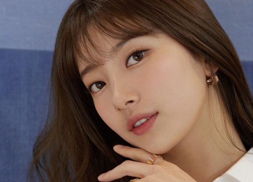 Nói không ngoa: Song Hye Kyo, Suzy, Park Min Young đẹp hơn đều nhờ 1 người, lên Instagram mà choáng vì gia tài mỹ phẩm