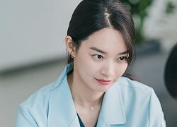 Shin Min Ah - Kim Seon Ho rạng rỡ trong teaser phim mới, dân tình đặt luôn biệt danh là "cặp đôi má lúm"