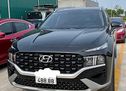 Thành viên mới của 'hội Hyundai Santa Fe biển đẹp' rao bán xe giá 2 tỷ đồng sau chỉ 10 ngày lăn bánh