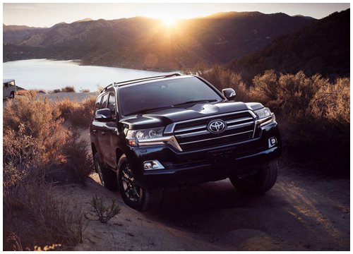 Toyota dừng hai nhà máy, nguy cơ thiếu hụt Land Cruiser hiện hữu