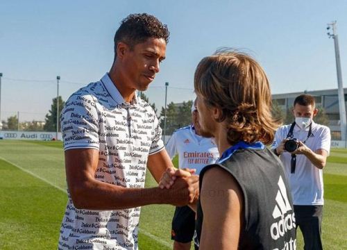 Khoảnh khắc cuối cùng của Varane ở Real Madrid