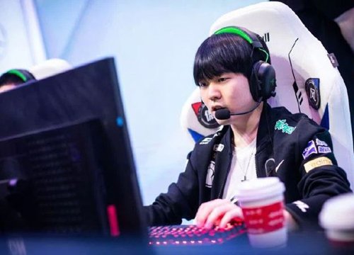 Đổi Nhà Chính lấy Baron dẫn tới thua trận, Invictus Gaming bị chỉ trích là "chơi tệ như mấy team NA"