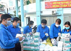 Hỗ trợ thí sinh khó khăn vùng sông nước Cà Mau