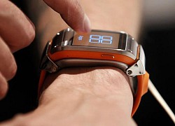 Samsung chấm dứt hỗ trợ smartwatch đầu tiên của mình