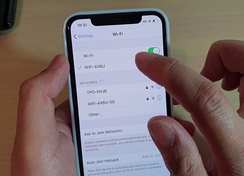 Thêm một điểm phát sóng Wi-Fi nguy hại cho iPhone