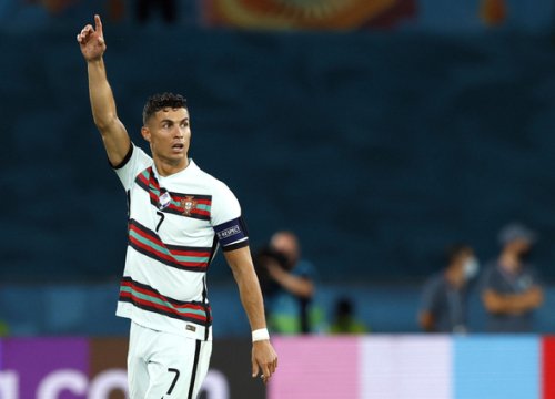 Vì sao Ronaldo vẫn dẫn đầu giải Vua phá lưới Euro 2021?