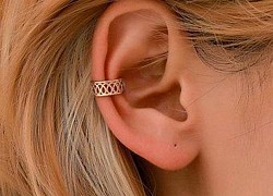 Xu hướng ear cuff độc lạ với nhiều kiểu khuyên chất lừ