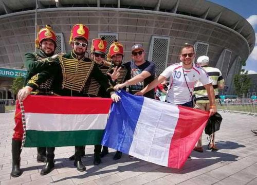 Bi hài chuyện cổ động viên tại EURO 2020