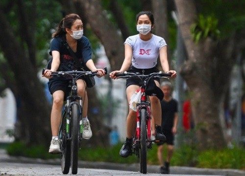 Bí thư Hà Nội: Kỷ luật nặng cán bộ bao che vi phạm trong chống dịch