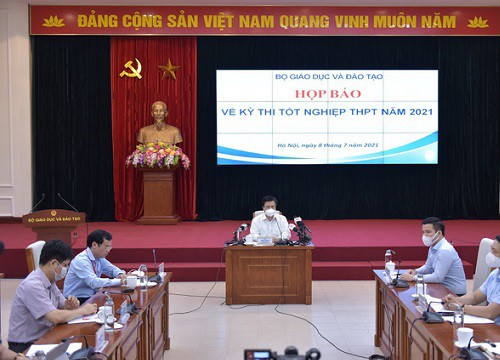 Đợt 1 thi tốt nghiệp THPT: "Lọt" đề thi Toán, 18 thí sinh vi phạm quy chế