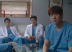 &#8216;Hospital Playlist 2&#8242; trailer tập 5: Song Hwa quyết định rời khỏi bệnh viện Yulje, &#8216;cặp đôi mùa đông&#8217; gặp sóng gió đầu tiên