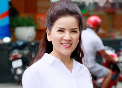 Ngọc Trinh "Mùi Ngò Gai" sau 15 năm: Độc thân, xinh đẹp ở tuổi U50