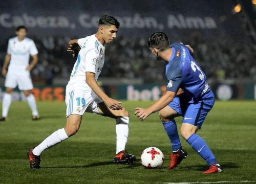 Ashraf Hakimi tạo lịch sử khi về PSG