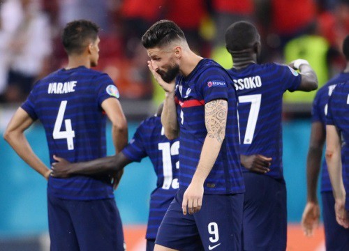 Giroud sắp có bến đỗ mới