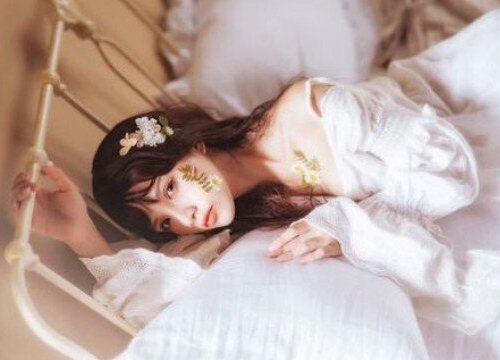 Phụ nữ muốn ăn nói khéo léo, cư xử thông minh hãy thuộc lòng 20 quy tắc này