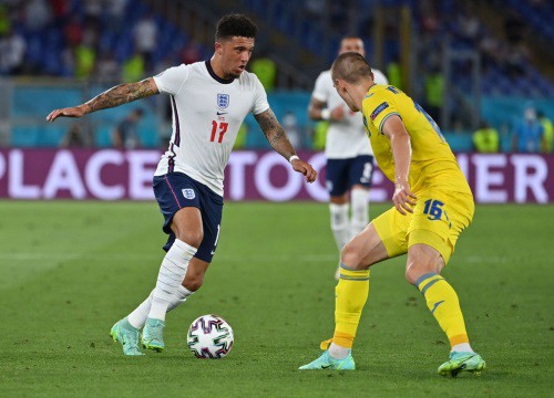 Tuyển Anh dùng Saka, Sancho hay Grealish trước Italy?