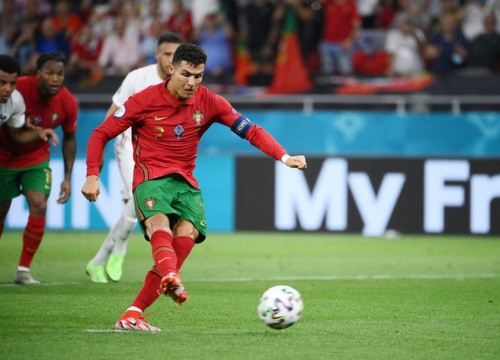 10 khoảnh khắc ấn tượng nhất tại Euro 2020