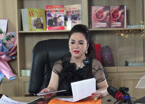 Bà Phương Hằng livestream 'nóng', tuyên bố cho 'mượn' khu dân cư cả trăm ha để làm bệnh viện dã chiến, tiết lộ đã mua sẵn oxy tích trữ