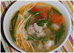 Bí quyết làm canh thịt viên nấu nấm cực dễ