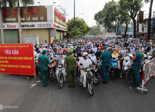 Đi lại ở TP HCM hiện nay như thế nào?