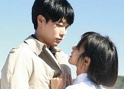 Hậu trường Reply 1988 bỗng hot trở lại: Sun Woo bất lực nhìn "mặt chó" dốc đầu Duk Sun quay tít mù