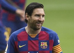 Messi đồng ý ở lại Barca và giảm lương