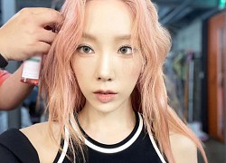 Sẵn nhuộm màu tóc mới siêu yêu, Taeyeon làm ngay cuốn catalogue đủ kiểu tóc cho chị em ở nhà tha hồ biến tấu