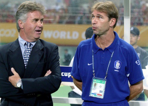 Tuyển Oman và giấc mơ dang dở của cựu trợ lý Hiddink