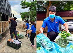 1,6 tấn rau củ quả &#8216;Chuyến xe nghĩa tình&#8217; từ Bình Phước tiếp sức cho TP.HCM