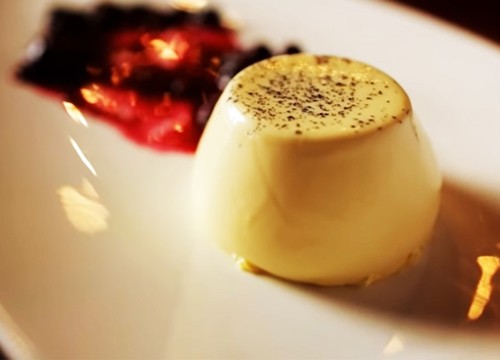 Cách làm panna cotta cơ bản kiểu Ý thơm béo, chuẩn vị cả nhà đều thích