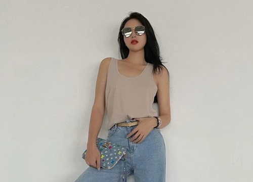 Dàn sao mặc lại đồ cũ: Jennie đi chơi mặc đồ của năm ngoái, Kỳ Duyên mix quần jeans nhiều lần