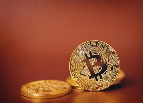 Giá Bitcoin hôm nay 18/7: Bitcoin giảm nhẹ, thị trường xanh đỏ đan xen