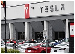 Tesla ra mắt dịch vụ đăng ký cho phần mềm hỗ trợ lái xe nâng cao