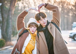 HOT: Nghi vấn Nam Joo Hyuk - Lee Sung Kyung yêu lại từ đầu sau 4 năm, cặp Tiên Nữ Cử Tạ đeo cả nhẫn đôi?