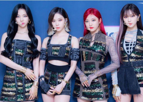 Không phải vô cớ BLACKPINK, aespa, TWICE lại được makeup như bây giờ, tất cả đều có lý do