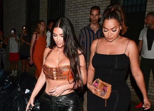 Kim Kardashian ngày càng hút mắt sau khi ly hôn chồng, tận hưởng cuộc sống độc thân vui vẻ