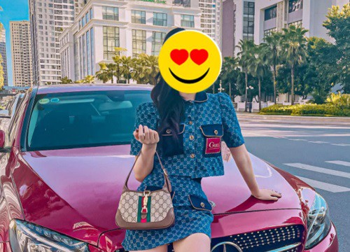 Muốn nhập "Hội hot girl tài chính": Hãy sắm đồ hiệu có logo và logo phải thật TO!