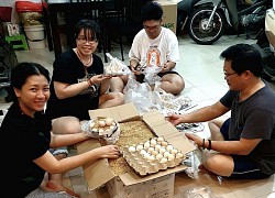 Sài Gòn giãn cách nhưng không...xa cách: 'Thuyền trứng' lan tỏa yêu thương đến cộng đồng