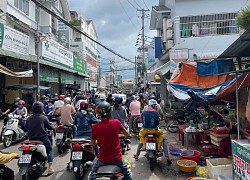 Sóc Trăng trước ngày giãn cách xã hội: Chợ, bưu điện, nhà thuốc,... đông nghẹt người