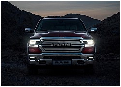 Bán tải RAM 1500 Laramie chính hãng sắp về Việt Nam