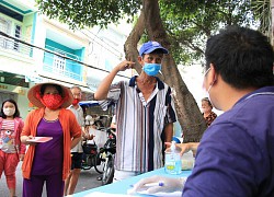 Bộ LĐ-TB-XH 'thúc' các địa phương hỗ trợ lao động khó khăn do Covid-19