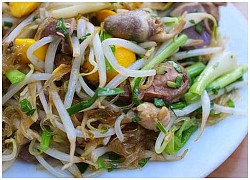 Cách làm món lòng gà xào bí đao và giá đỗ cực đơn giản mà ngon miệng