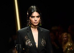 Kendall Jenner diện đồ xuyên thấu lên bìa Vogue